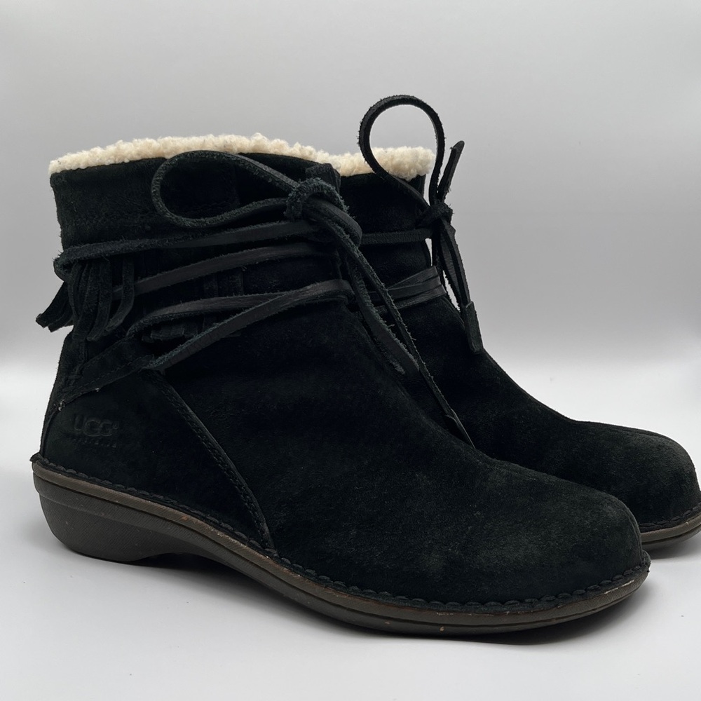 UGG Gaviota (Style #5749) Black Suede Ankle Boots With Shearling Lining - Size 9